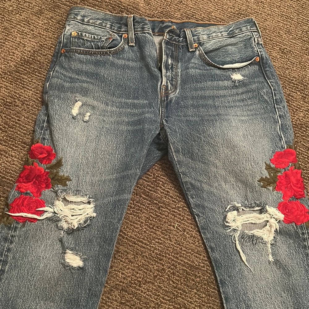 Vintage Levi 501 Jeans Distressed